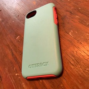Symmetry Series Case for iPhone 8/7